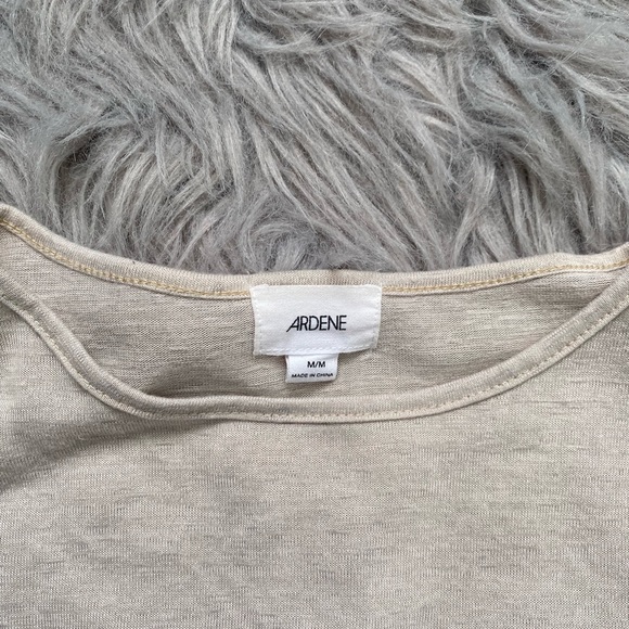 Long sleeve tee with zippers on shoulders - Picture 3 of 3